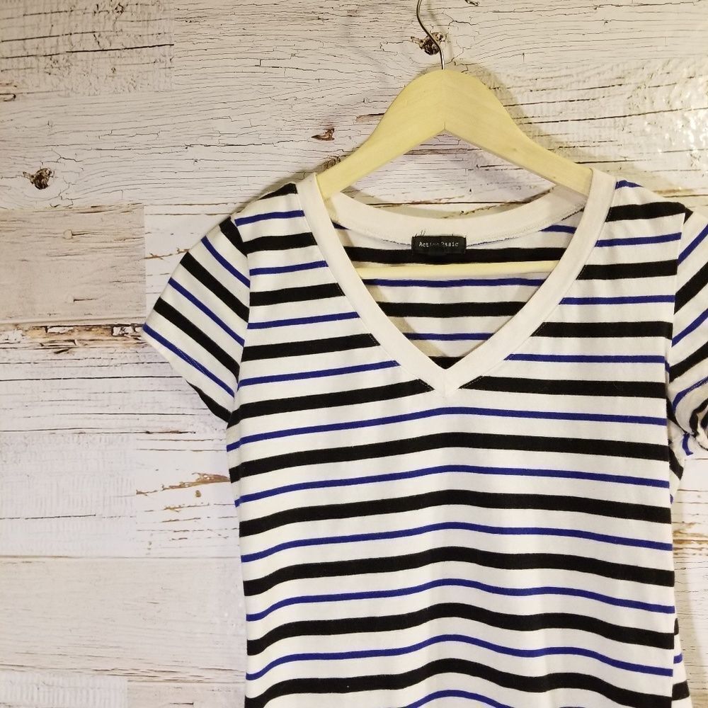 Active Basic stripe tee - Picture 4 of 8